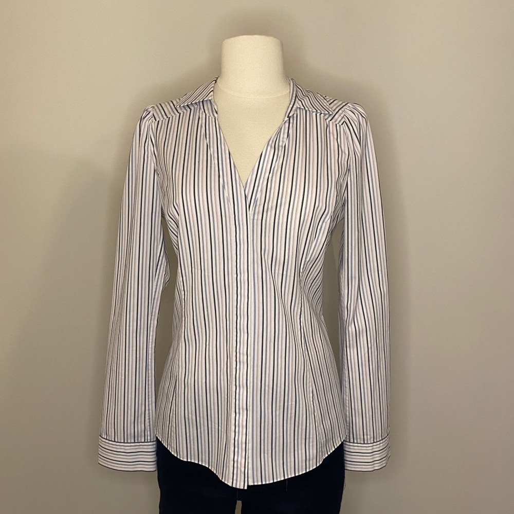 Elie Tahari button down shirt